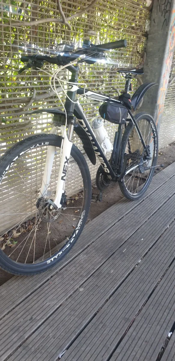 Πόλης Dynamic 2021 Dynamic Gravity Cross Crossbike Herren 28''