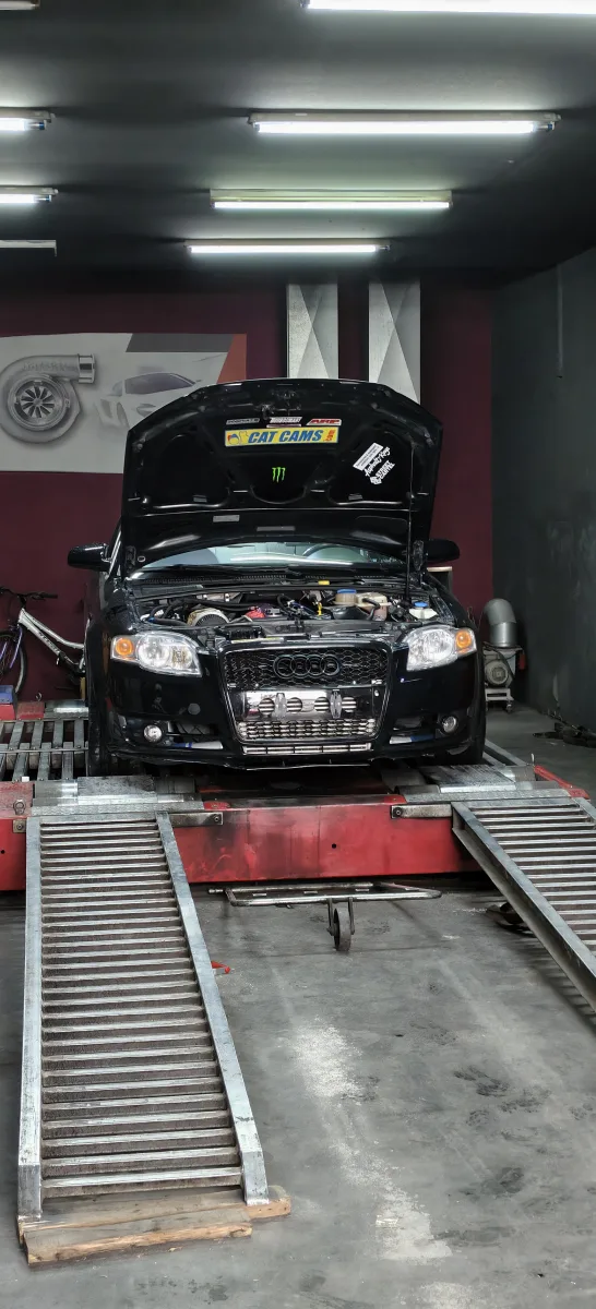 Audi A4 760hp 87kg NM